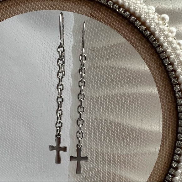 Hand Crafted Jewelry - Stainless steel chain earrings with cross charms